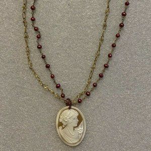 EXTASIA PEARL AND CAMEO NECKLACE